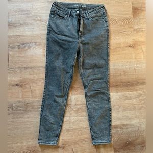 Extra high rise rockstar super skinny jeans, 360 stretch